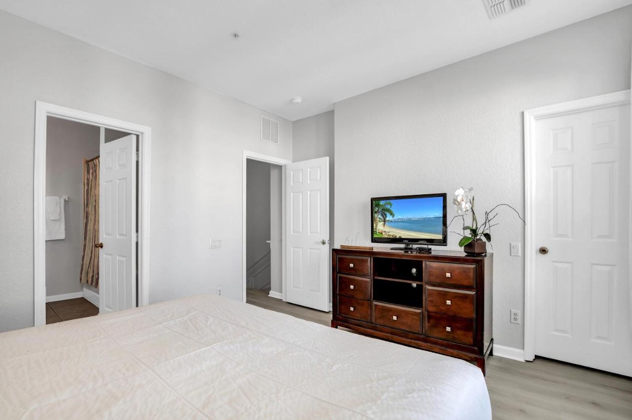 Newly Renovated Townhome, Near Universal & I-Drive Ορλάντο Εξωτερικό φωτογραφία